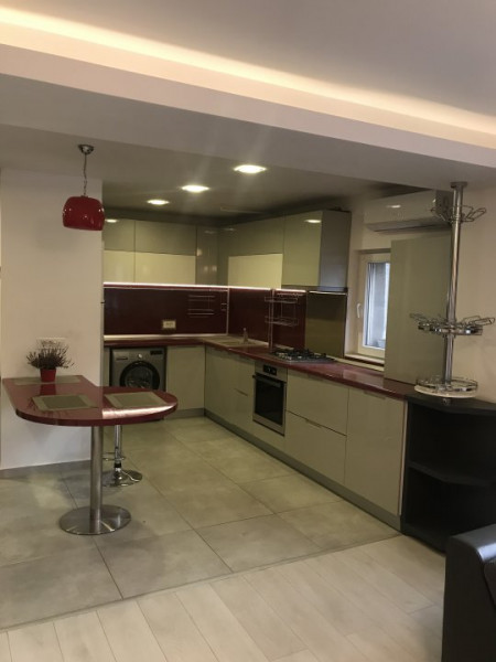 APARTAMENT DECEBAL - LUX
