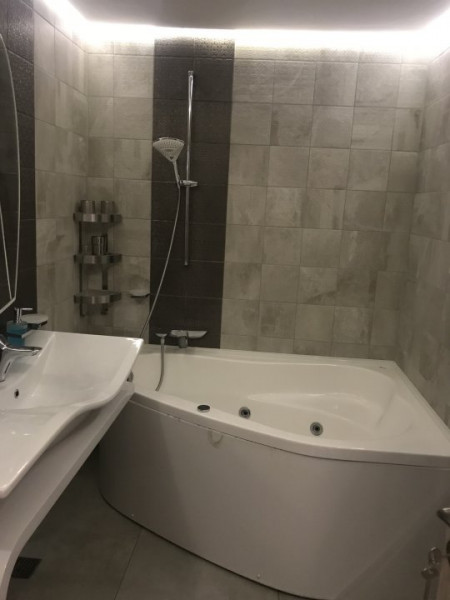 APARTAMENT DECEBAL - LUX