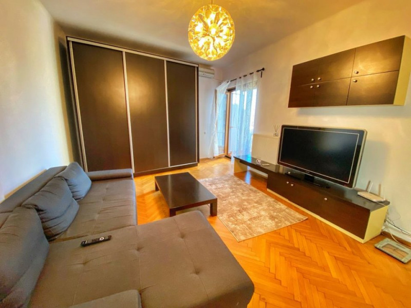 Inchiriere apartament 2 camere din zona Unirii
