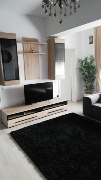 Inchiriere apartament 2 camere din zona Alba Iulia