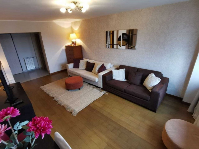 Inchiriere apartament 2 camere din zona Unirii