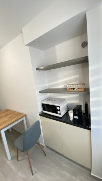 Inchiriere apartament 2 camere din zona Nerva Traian complex Roka Residence