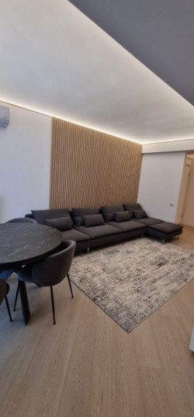 3 camere - Cortina North Pipera