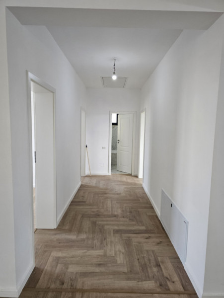 Casă cu 4 camere - Curte 950mp - Domnești/Clinceni