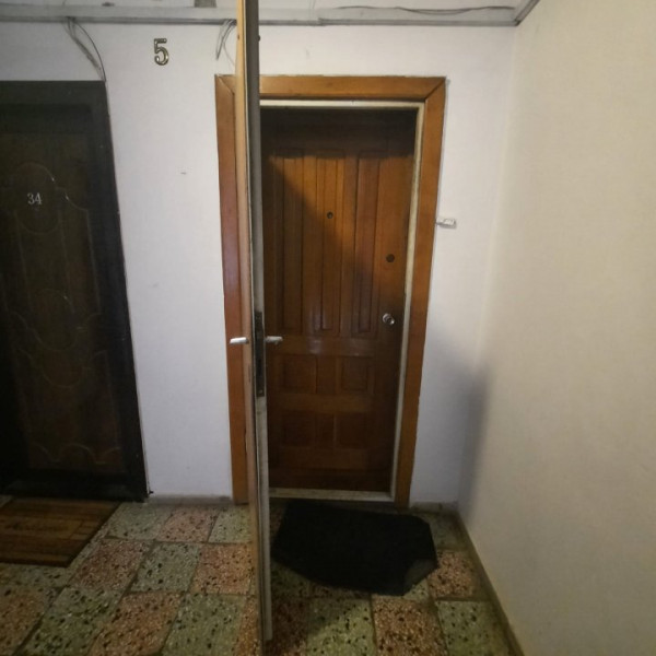 APARTAMENT 3 camere - Metrou " DRUMUL TABEREI " Parc Moghioros