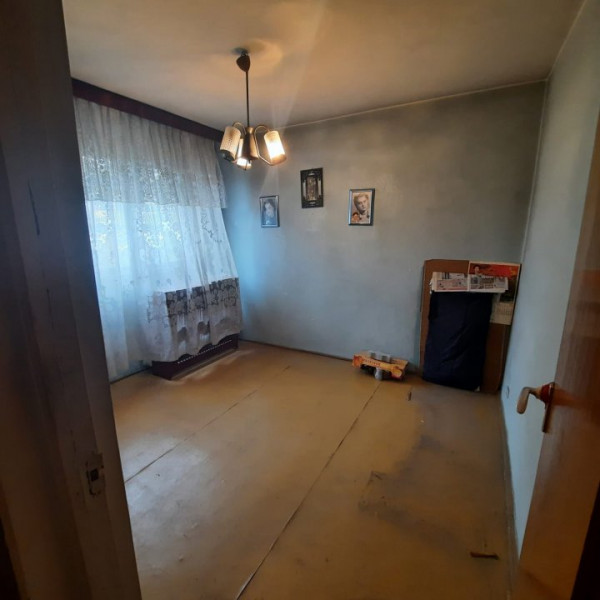 APARTAMENT 3 camere - Metrou " DRUMUL TABEREI " Parc Moghioros